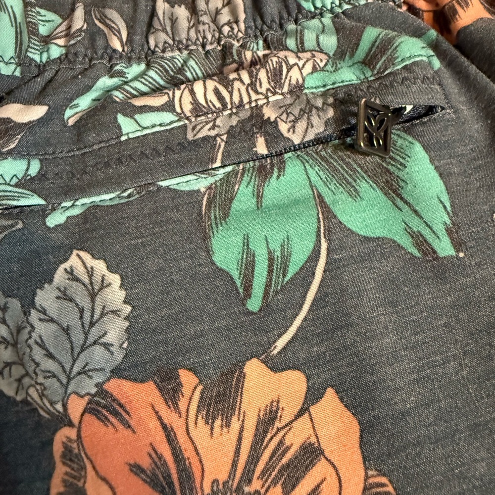prAna Women’s Mariya Board Shorts 🌊 - Picture 8 of 9